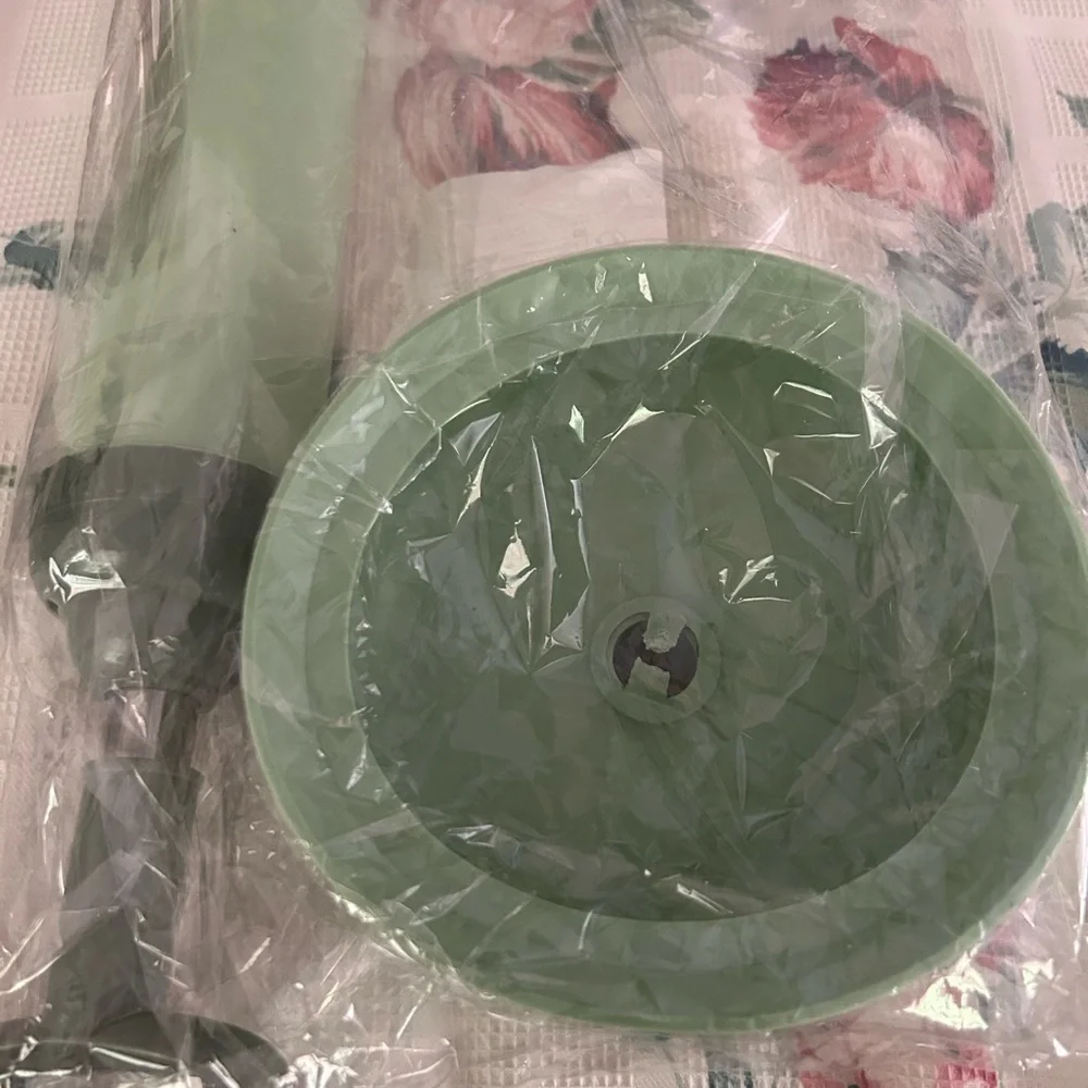 NWT SILICONE PLUNGER FOR CLOGGED DRAINS DETACHABLE BASE FROM HANDLE 4 Storage